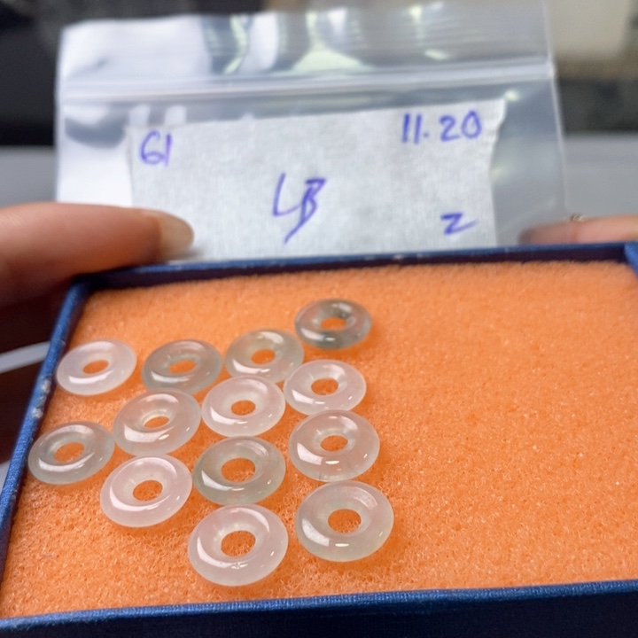 定制翡翠未镶嵌不退