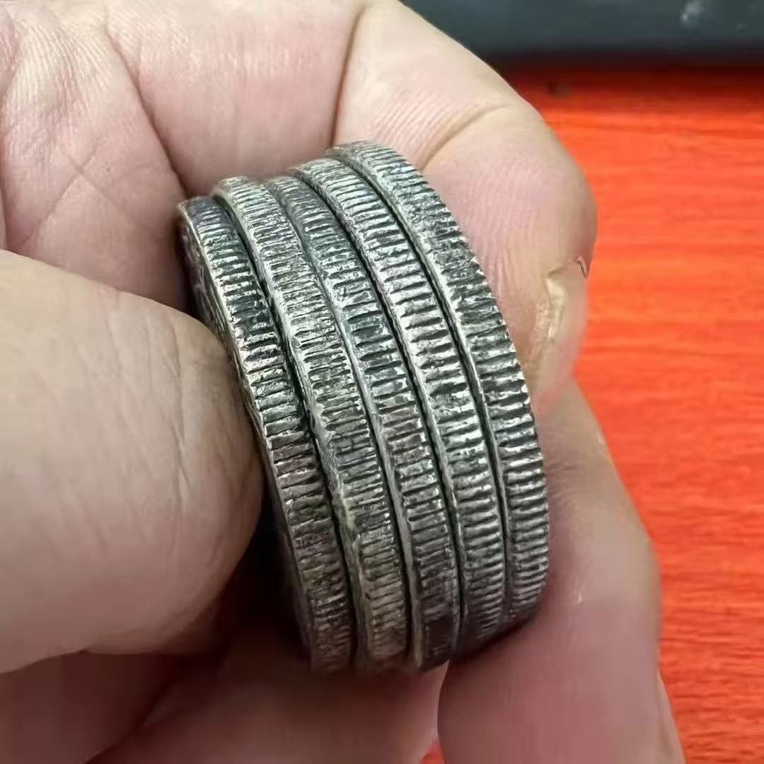 家居摆件金属龙的5个