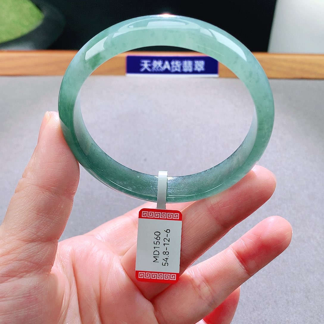 未镶嵌手镯翡翠天然翡翠手镯a货