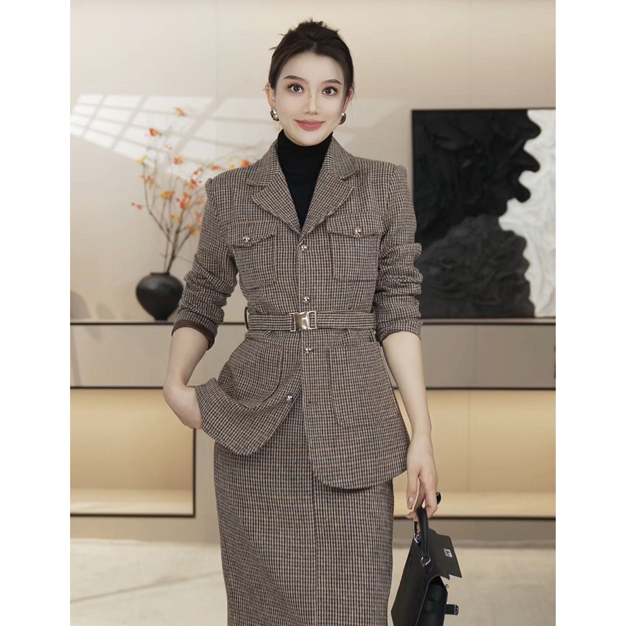 清！「京京」2025秋季复古风千鸟格收腰系带西装领外套HBZW800068