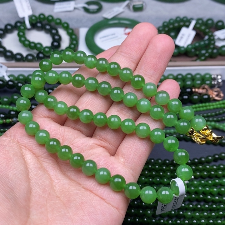 项链未镶嵌和田玉（碧玉）琪*