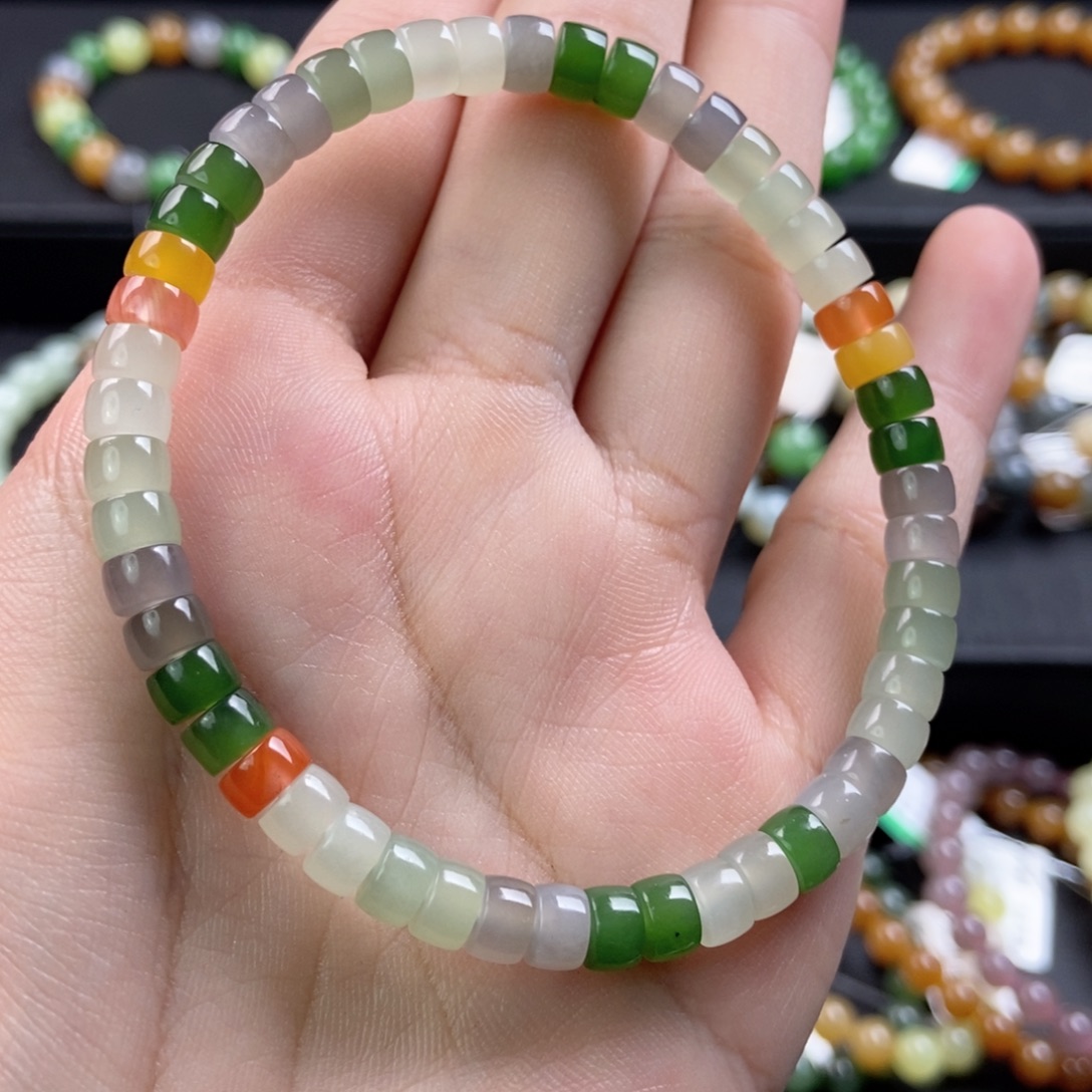 和田玉未镶嵌手链