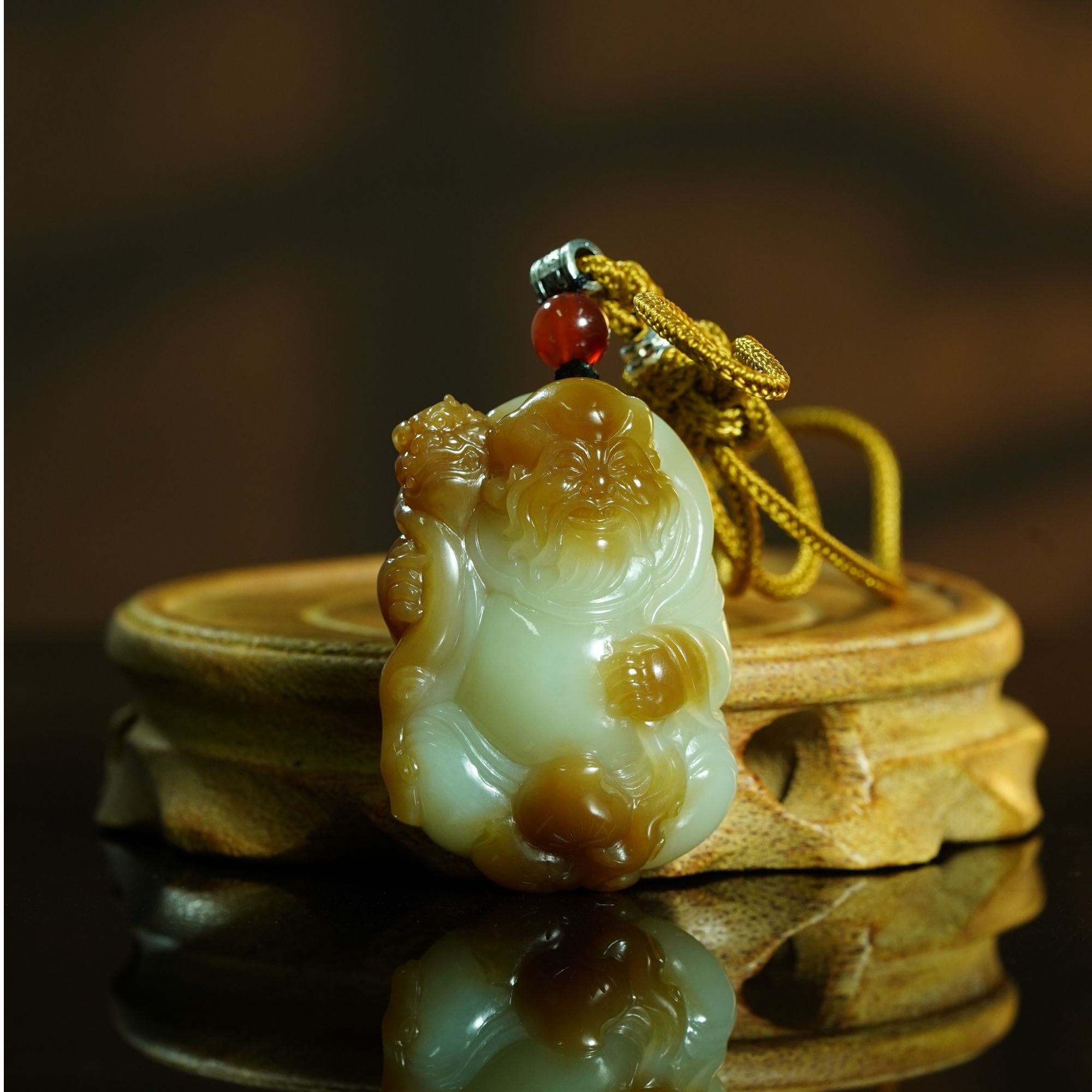 和田玉且末糖寿星吊坠 54.40g（带绳）L251206084 