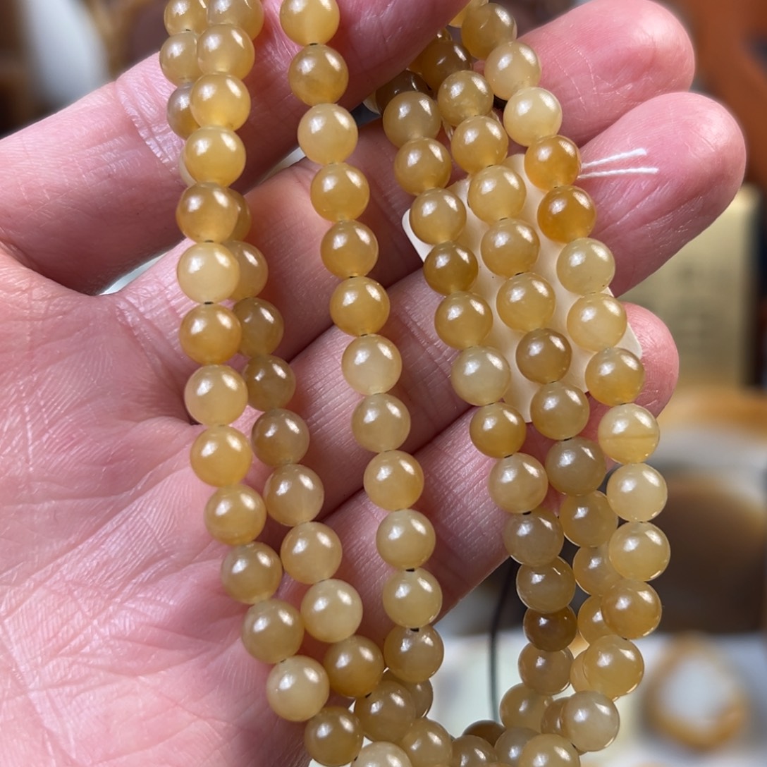 和田玉（糖玉）未镶嵌颈饰