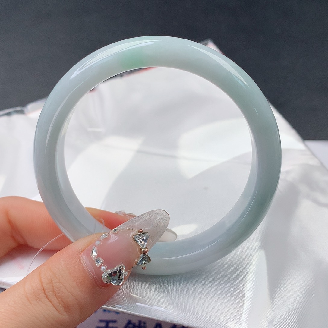 翡翠手镯未镶嵌55.5正