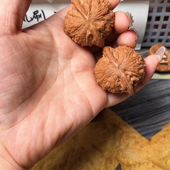 吊坠文玩核桃红**栈磨盘