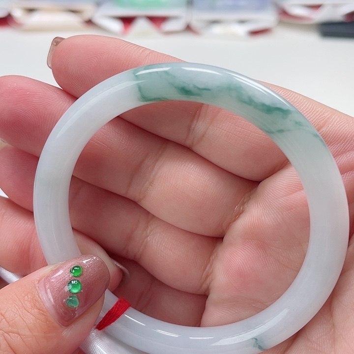 翡翠手镯未镶嵌缅甸翡翠手镯55圈