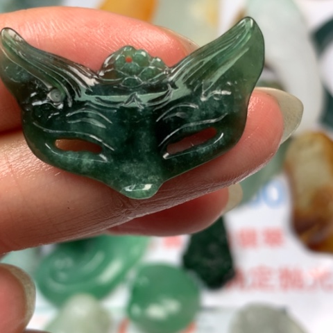 定制翡翠未镶嵌翡翠