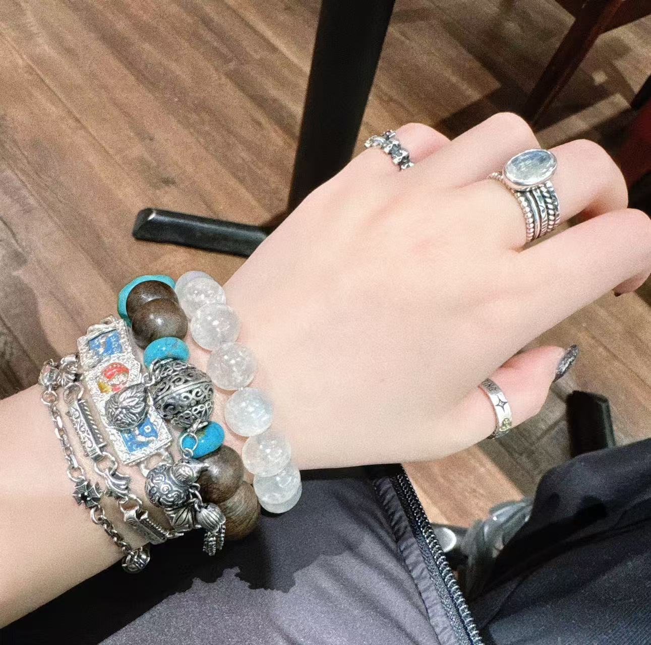 合金仿水晶手链 925银设计搭配国风小众白色个性饰品