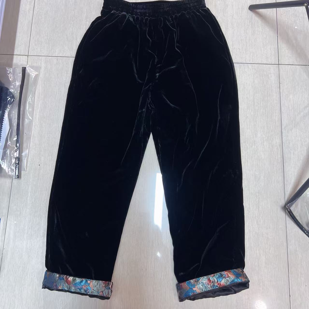 黑丝绒加棉宽松舒适翻裤角保暖秋冬时尚棉裤