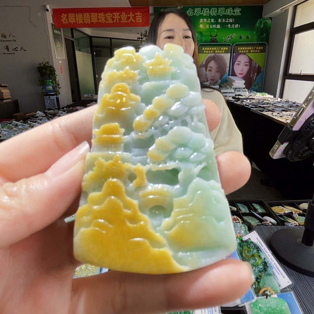 颈饰未镶嵌翡翠翡翠