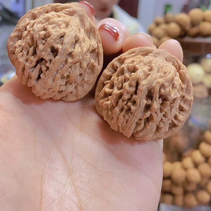 【闪购商品】文玩核桃把件40四座楼