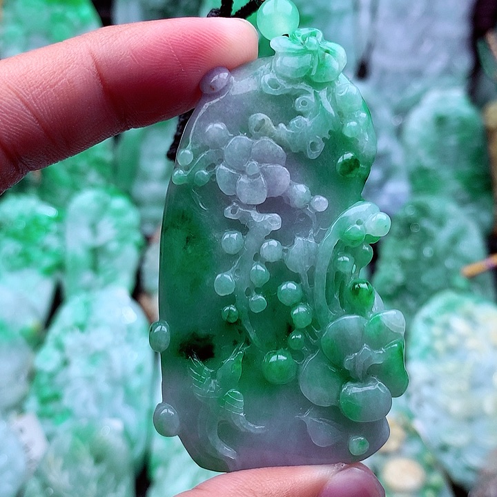 翡翠吊坠(不含链)未镶嵌