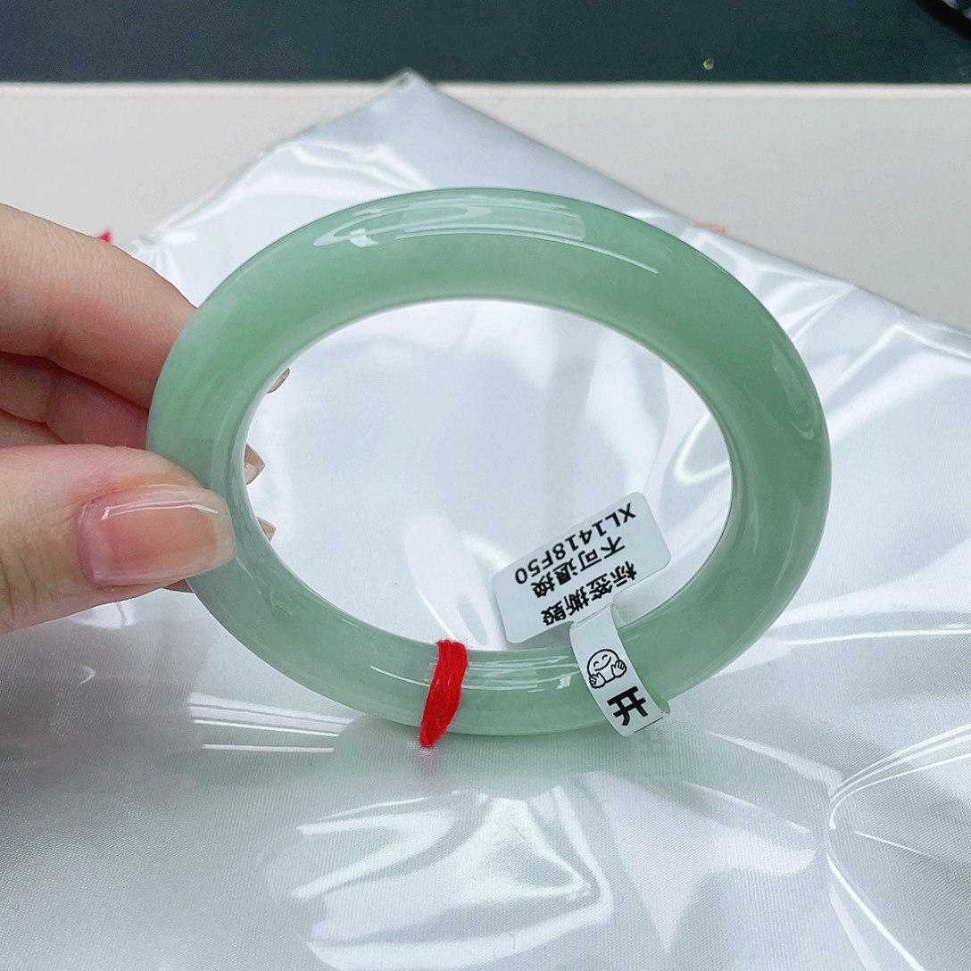 翡翠手镯未镶嵌圆55.5