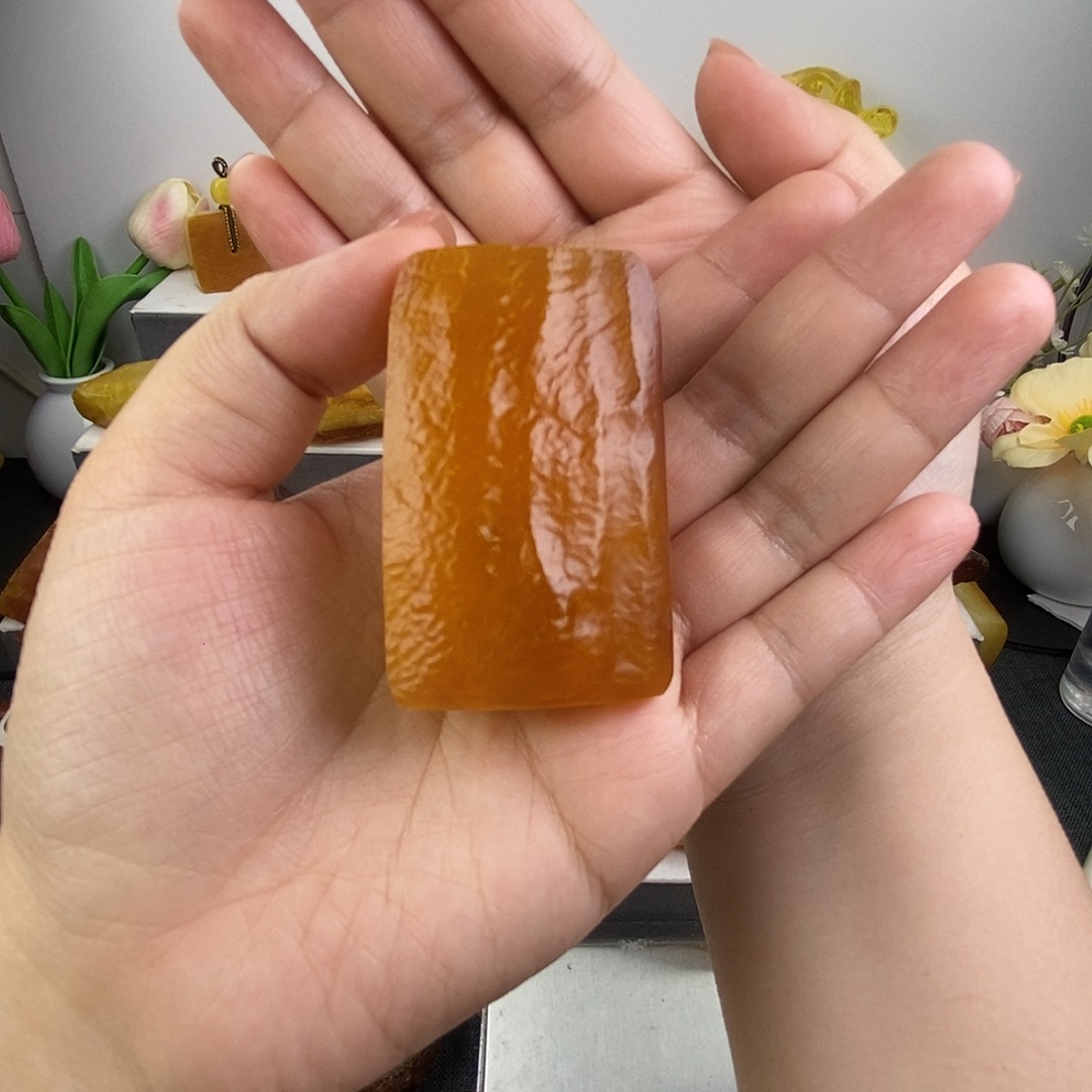 周***哥定制琥珀未镶嵌9778999999