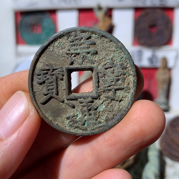 布***斯现代工艺品 现代工艺品