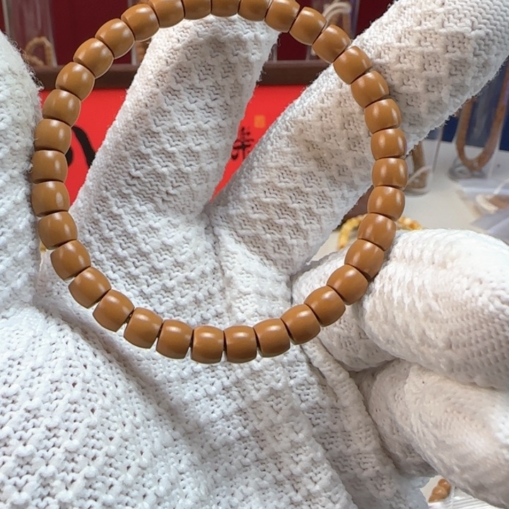 橄榄核手串老挝核尖单圈6.4mm微白