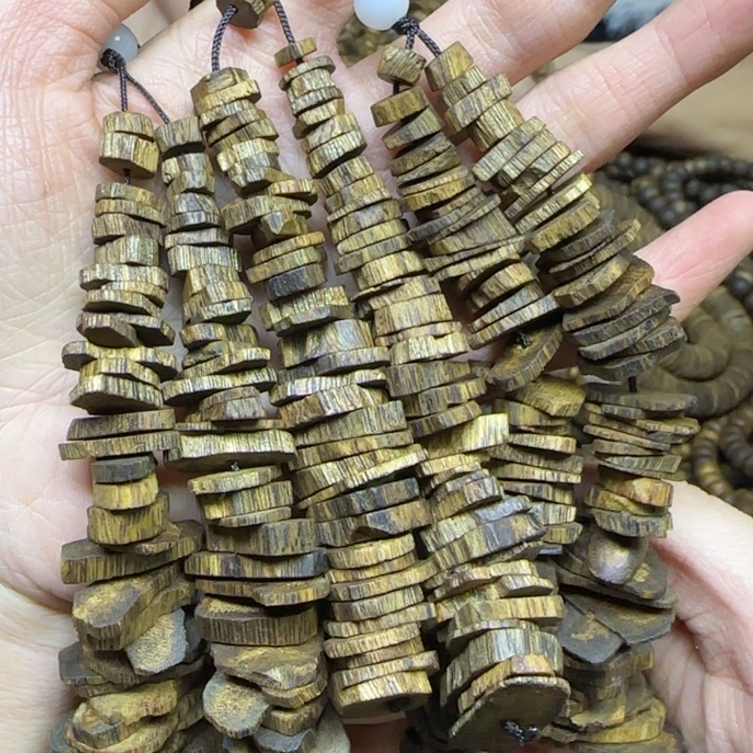 沉香碎屑沉香+高油脂原材料车挂17克加多样性发一