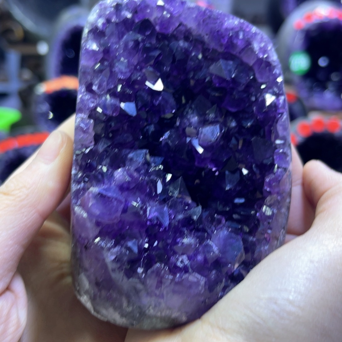紫晶摆件未镶嵌紫水晶