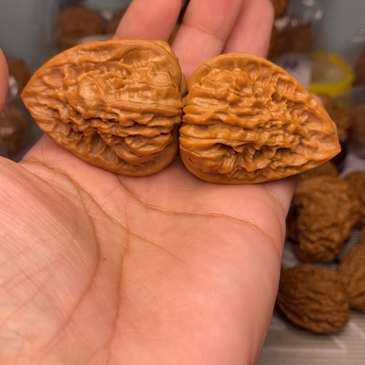 吊坠文玩核桃扶****。官帽佛度