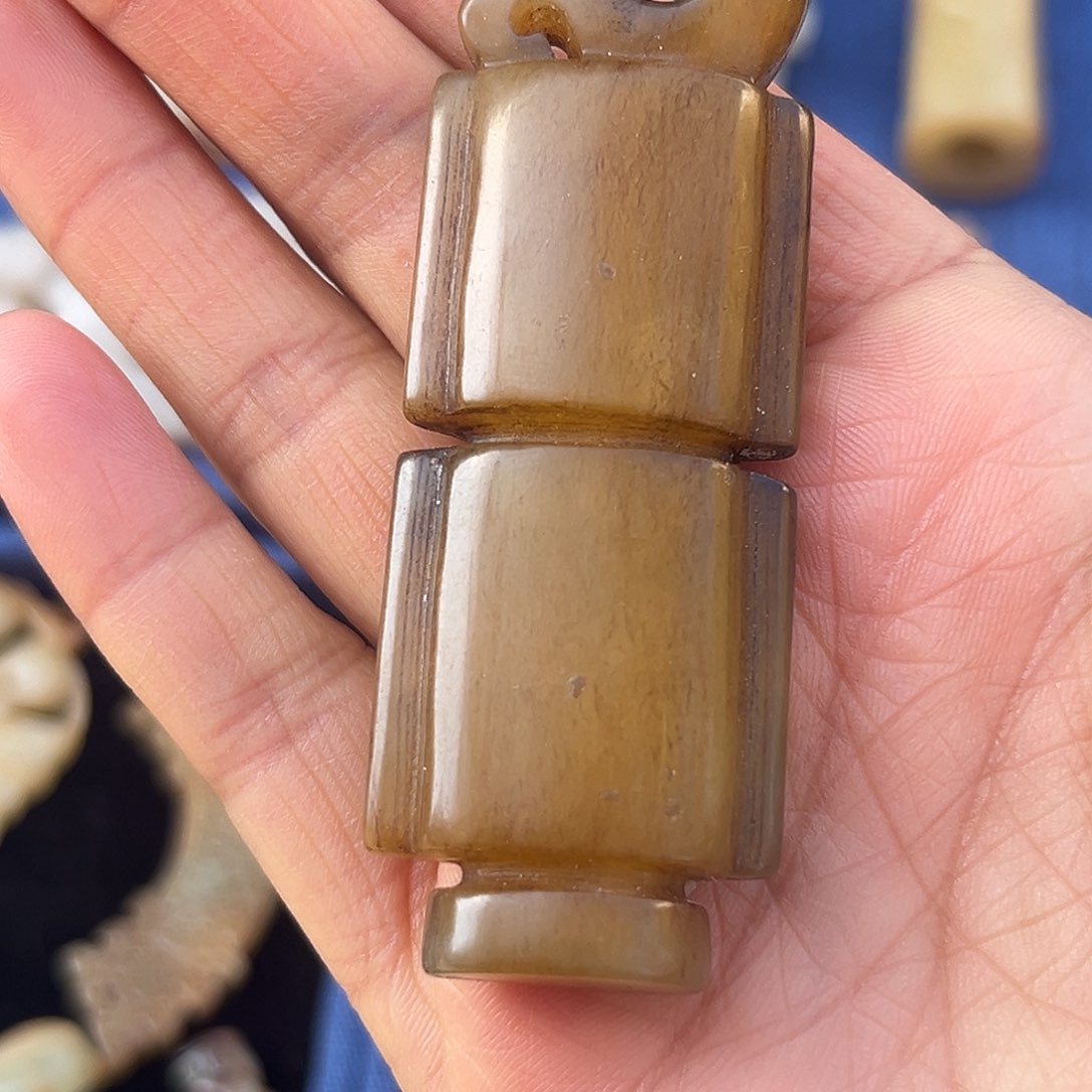 未镶嵌和田玉挂件