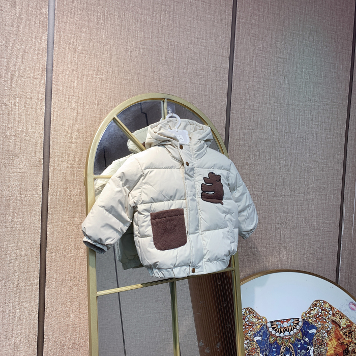 R3215  宝宝米杏色上衣厚外套  夹棉