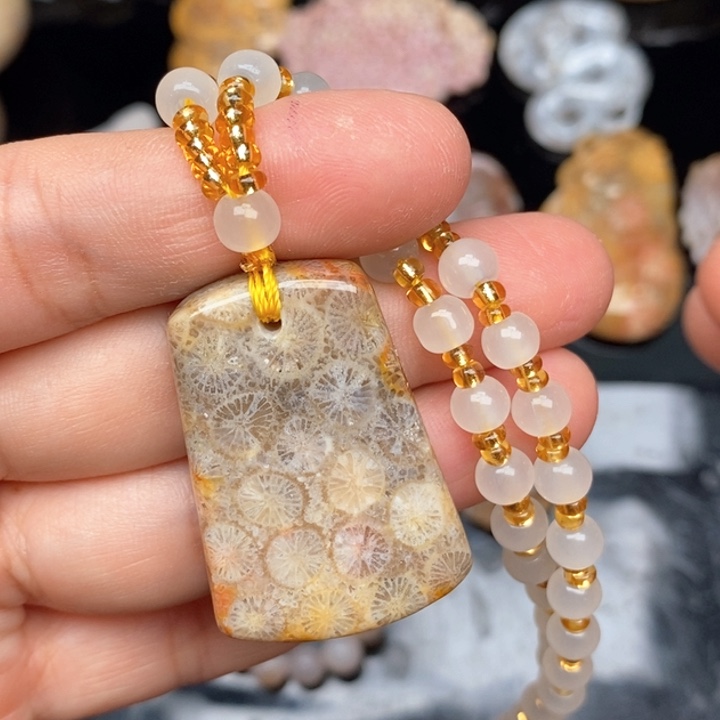 硅化珊瑚（珊瑚玉）手镯未镶嵌