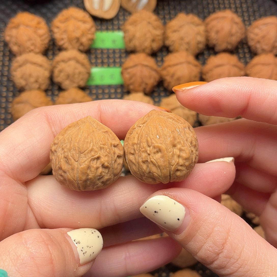 文玩核桃吊坠26尺全品小桃心0009