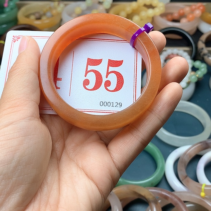 石英质玉（黄龙玉）未镶嵌手镯