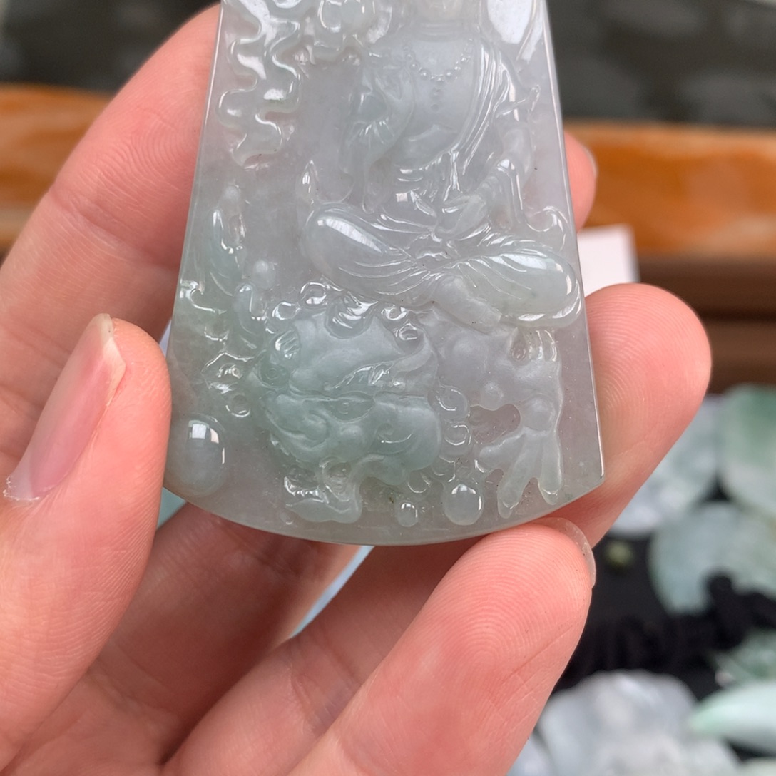 翡翠未镶嵌颈饰福利