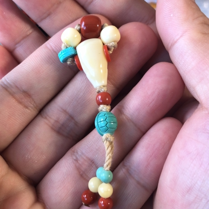 蜜蜡珠宝奇石未镶嵌