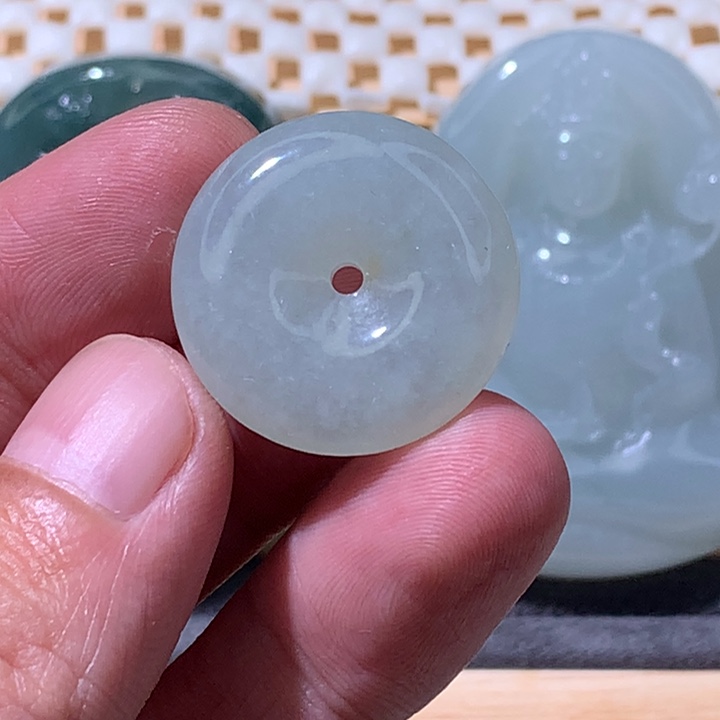 翡翠未镶嵌颈饰炸/平安扣