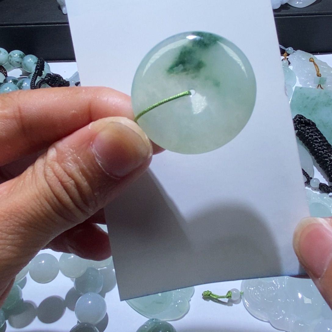 定制翡翠未镶嵌平安扣