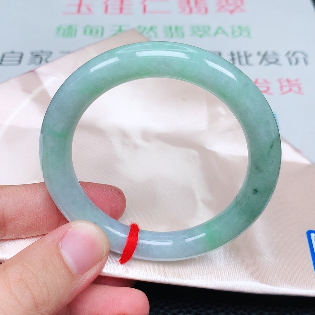 未镶嵌手镯翡翠天然翡翠手镯
