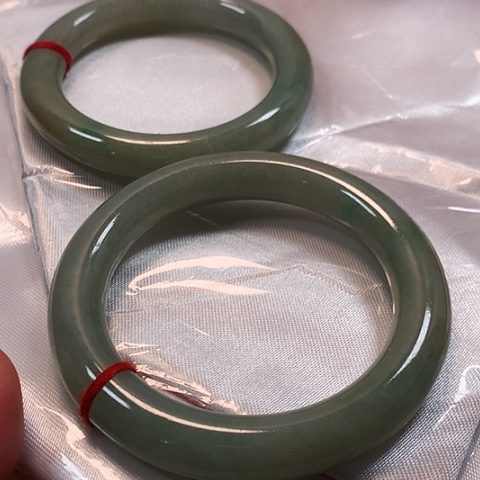 翡翠未镶嵌手镯缅甸翡翠手镯