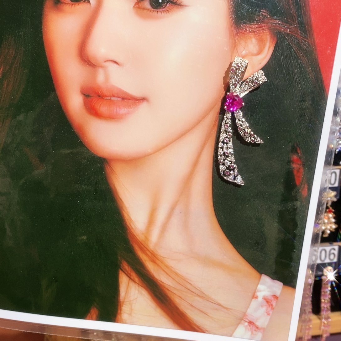 【闪购商品】纯铜925银锆石勒*?