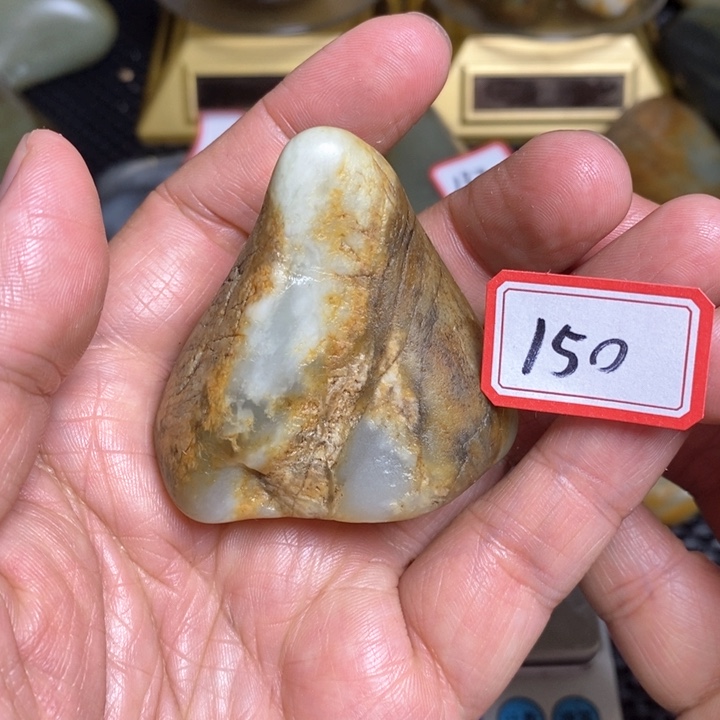 未镶嵌和田玉把件150