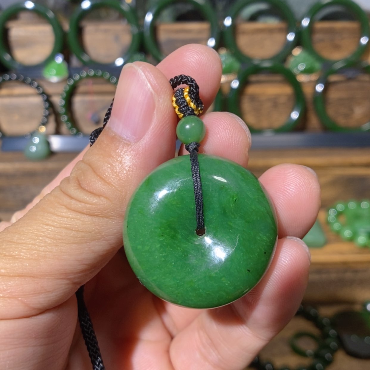 【闪购商品】吊坠(不含链)未镶嵌和田玉加拿大碧玉平安扣 30