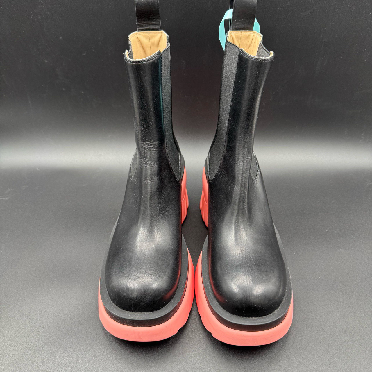 95新 BOTTEGA VENETA/葆蝶家 黑粉厚底中跟马丁靴 36码/98新/无配