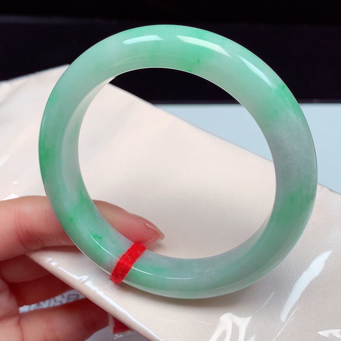 翡翠未镶嵌手镯1732