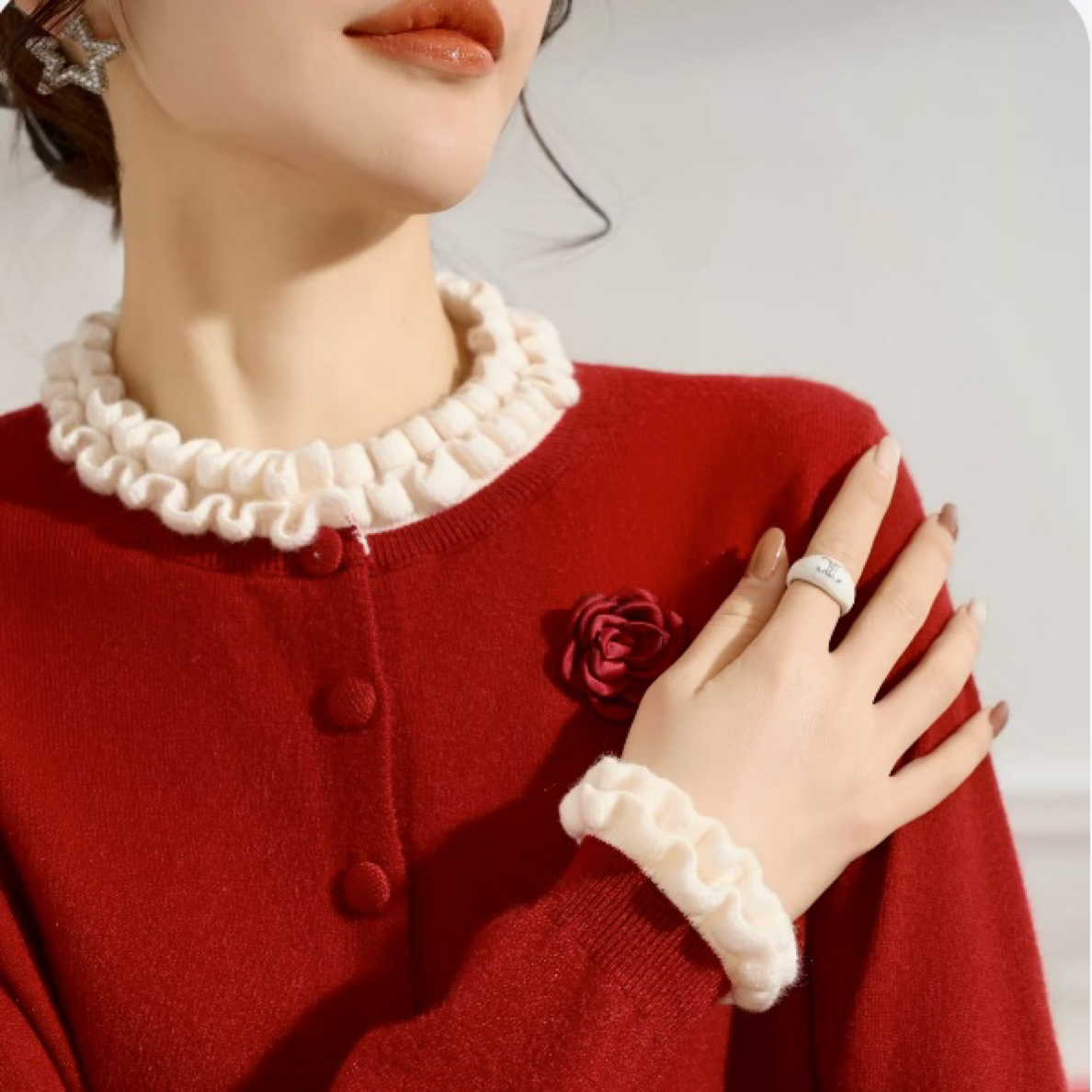 【以•恩】品牌工厂双层花边立体花朵羊毛开衫打底衫加厚秋冬保暖