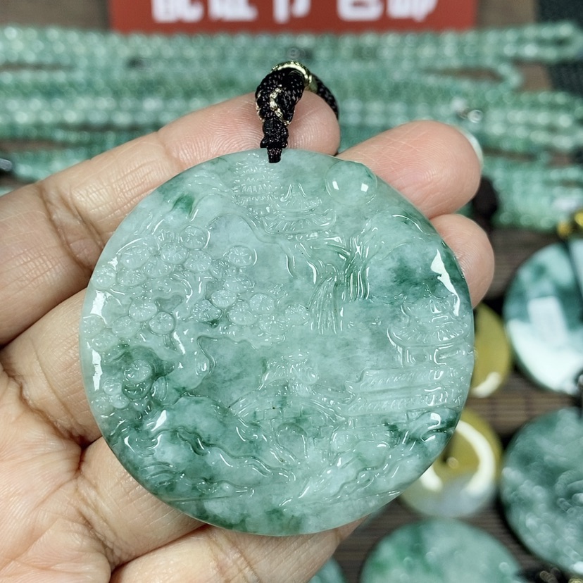 【闪购商品】翡翠颈饰未镶嵌玉吊坠翡翠玉圆形山水牌