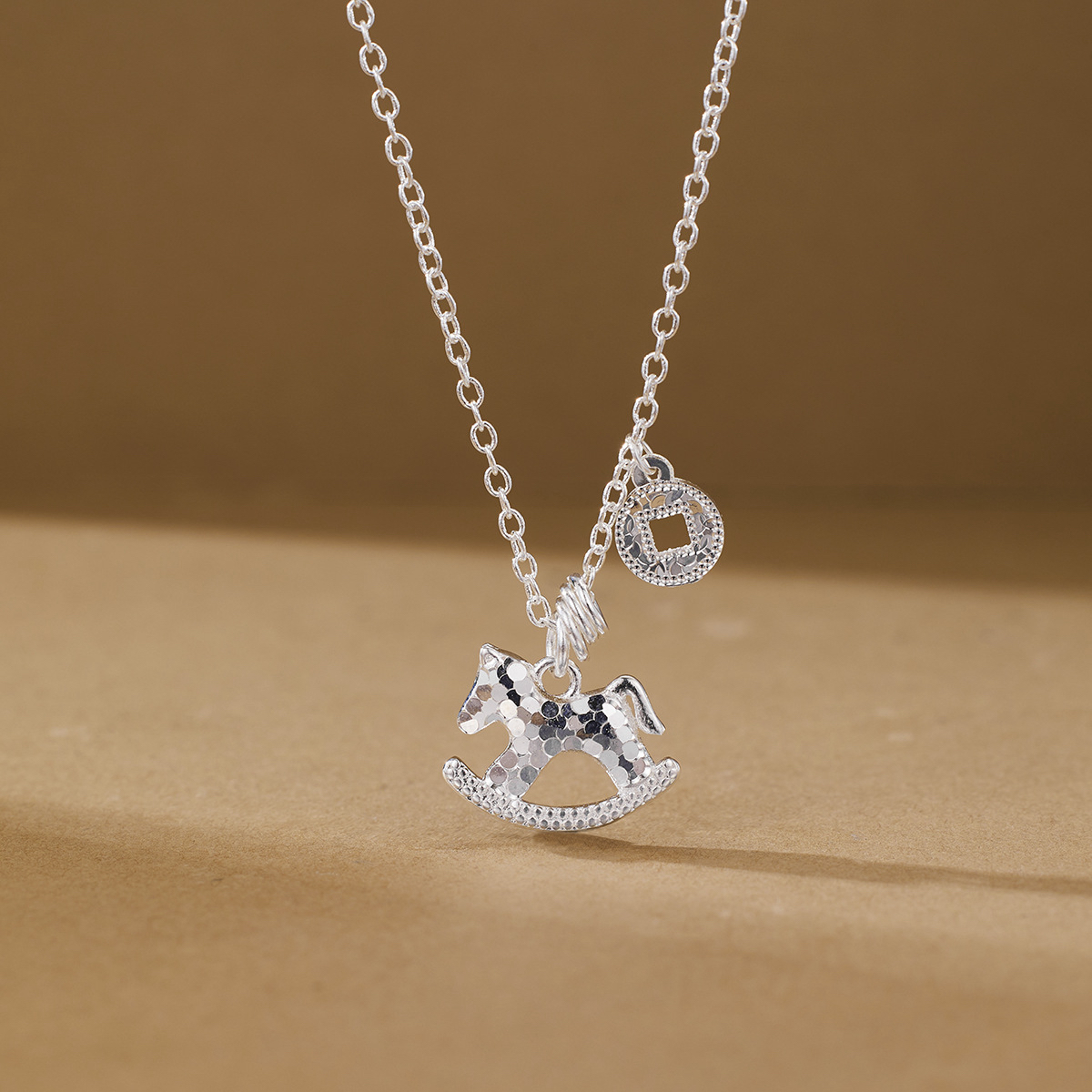 银吊坠 碎冰冰小马上有钱项链吊坠