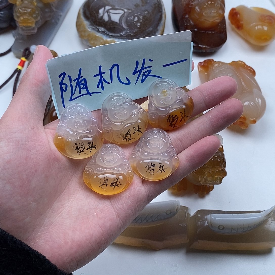 玛瑙/玉髓未镶嵌颈饰