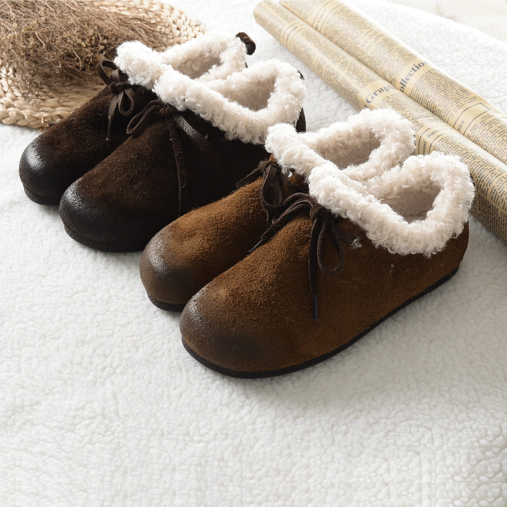 【以之】圆头系带加绒软底舒适毛毛鞋百搭复古磨砂感休闲勃肯鞋