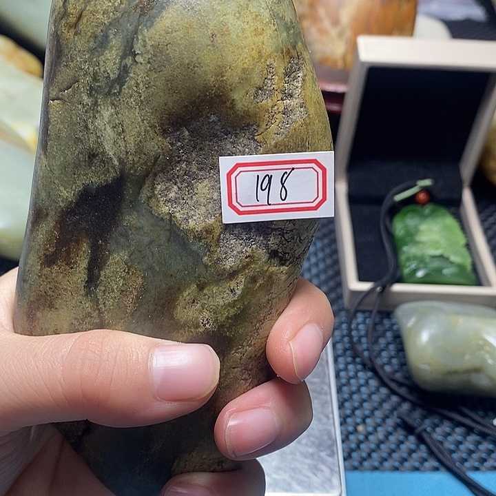 和田玉未镶嵌挂件198