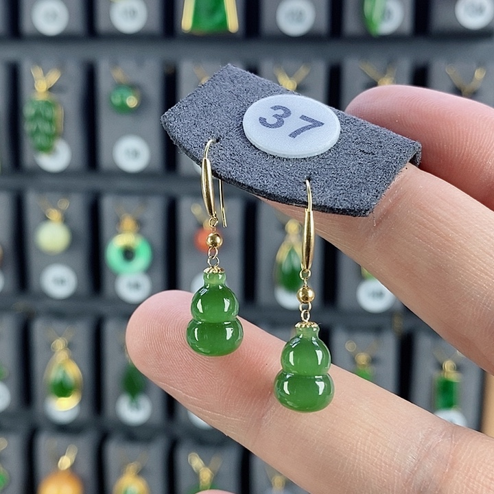 和田玉耳饰18K金镶嵌