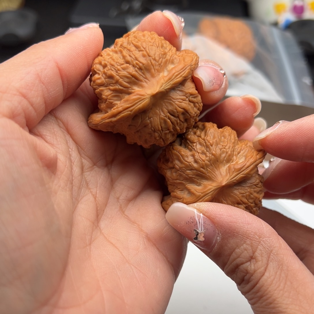 文玩核桃把件血麒麟42