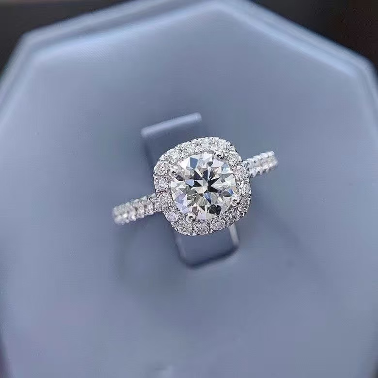 《私人定制》公主方包 1.0ct