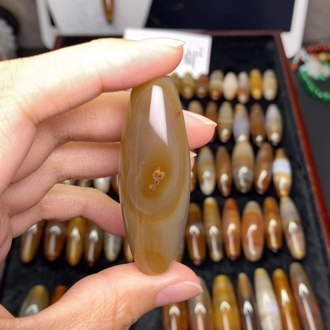 玛瑙/玉髓颈饰未镶嵌玫*?